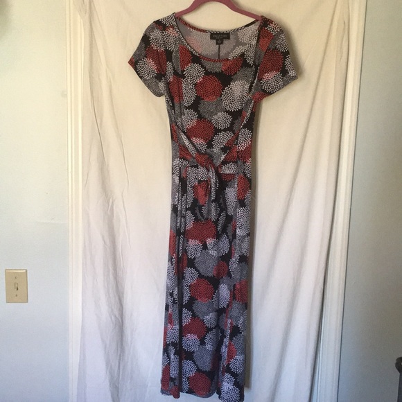 Dresses & Skirts - Nice ladies dress
